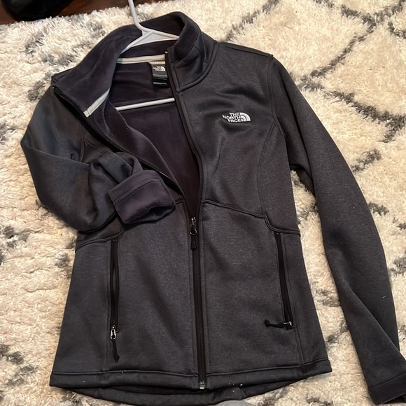 North face jacket - Picture 2 of 3